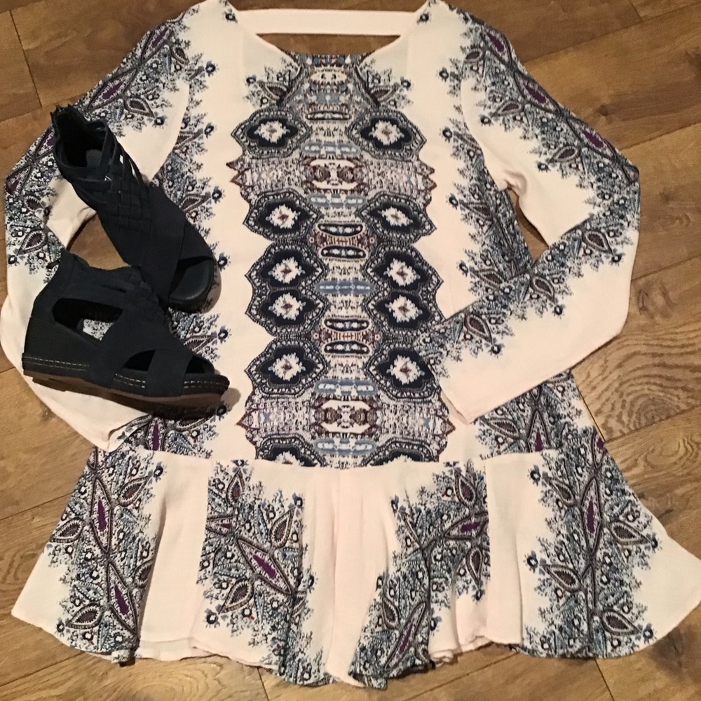 FREE PEOPLE “SMOOTH TALKER” PLUNGING BACK TUNIC/MINI DRESS - Picture 4 of 12